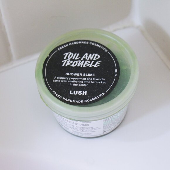 Toil and Trouble Shower Slime - Lush Halloween - Picture 5 of 5